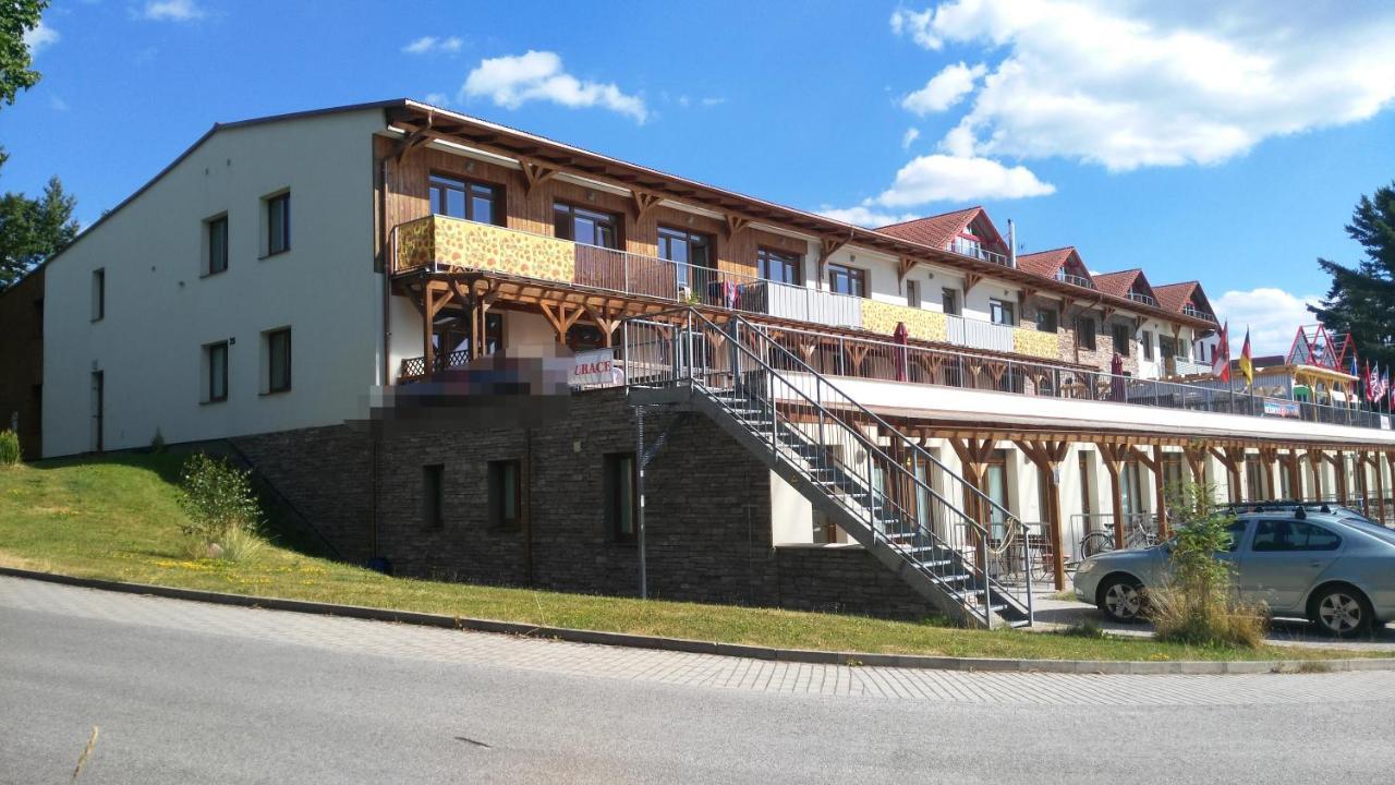 Apartman Leo Nr. 8 Lipno Nad Vltavou Exterior foto